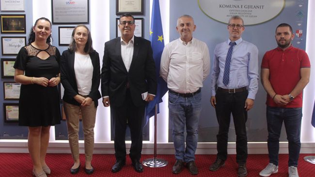 Komuna e Gjilanit dhe organizata Peaceful Change Initiative me memorandum bashkëpunimi për aktivizimin e rinisë