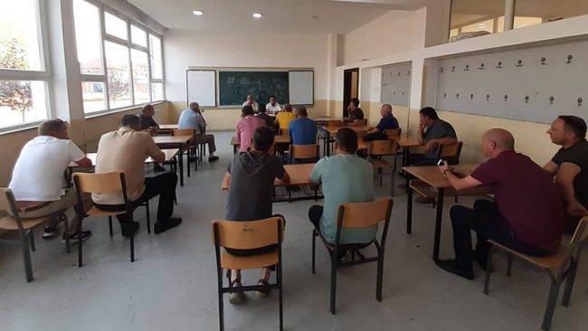 U mbajt diskutim publik për hartimin e buxhetit me banorët e Vitisë dhe Kabashit