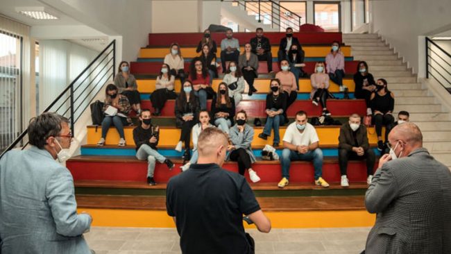 Forumi i Rinisë në Gjilan organizon takim me profesionistët shëndetësorë, në Ditën Ndërkombëtare të Zemrës