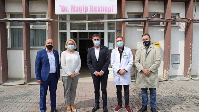 Programi ynë garanton punësimin e të gjithë të diplomuarve në mjekësi
