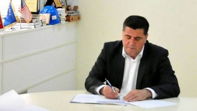 Kryetari Haziri nënshkruan marrëveshje me Millenium Foundation Kosova për renovimin e 5 shtëpive të familjeve në nevojë