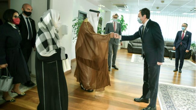 Kryeministri Kurti priti në takim delegacionin nga Emiratet e Bashkuara Arabe