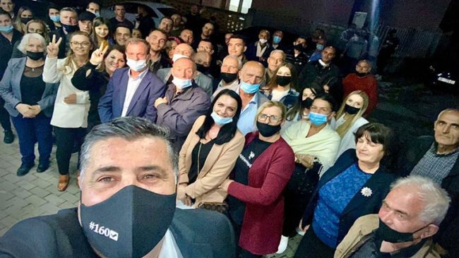 LDK e Gjilanit pushton terrenin, përkrahje masive për Lutfi Hazirin nga Baja e Dheu i Bardhë