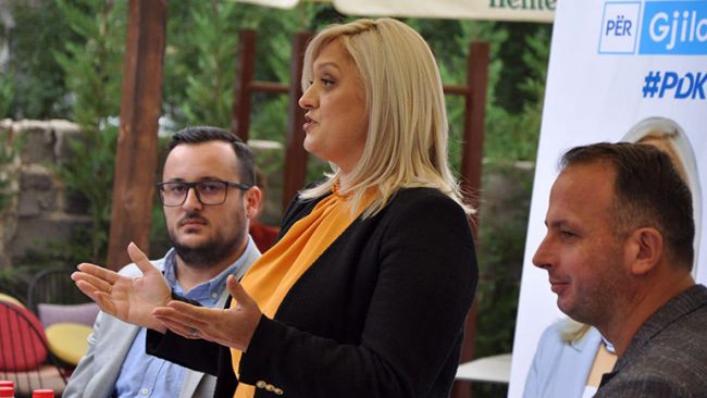 Lagjja e Dardanisë në përkrahje të Leonorës për kryetare dhe të Ardian Latifit për asamble komunale