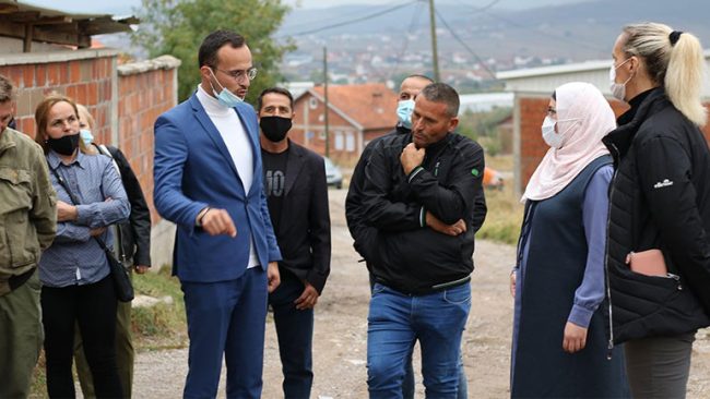 Lagjja e Muhaxherëve në Livoç të Poshtëm, e harruar nga qeverisja komunale, ka ndarë mendjen për numrin 144!