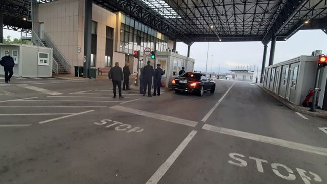 Sveçla dhe Mehmeti vizituan pikë kalimin kufitar në Merdare