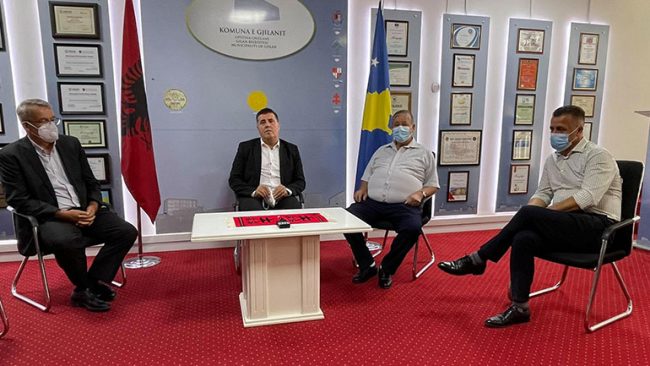 Haziri ndan mirënjohje për personalitete të rëndësishme që kanë dhënë shumë për Gjilanin