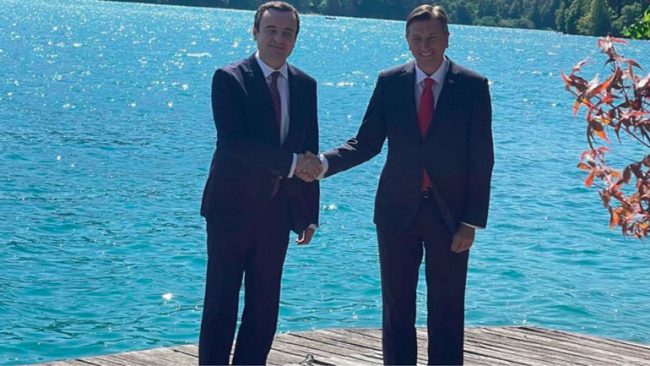 Në Forumin Strategjik të Bledit, kryeministri Kurti takoi presidentin e Sllovenisë, Borut Pahor
