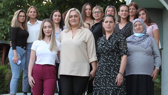 Edhe gratë në Malishevë, janë bërë bashkë për Blertën dhe Leonorën