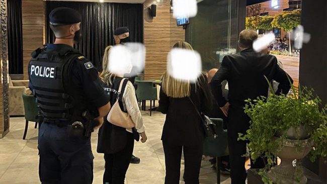 Rajoni i Gjilanit: Në fokus të policisë personat pa maska, që nuk respektojnë orarin e lëvizjes apo edhe masën e vetizolimit