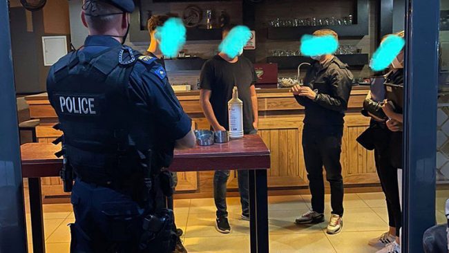 Policia në Rajonin e Gjilanit bashkë me  inspektorët e AVUK-ut, në inspektimin e masave anti-Covid