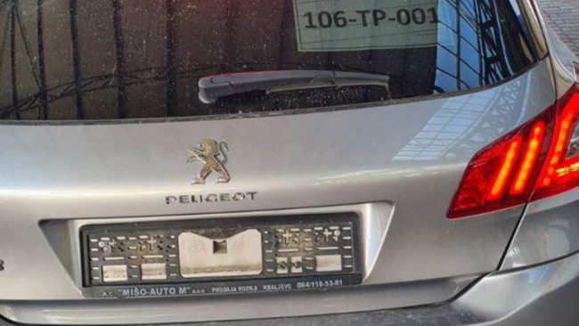 Vazhdon zbatimi i marrëveshjes për targa
