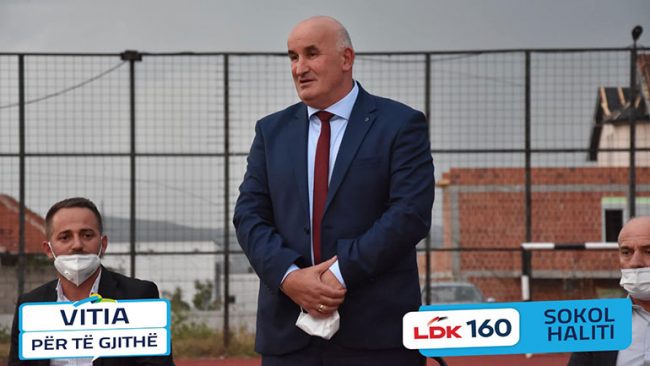 Në Skifterajn e punës dhe pendës