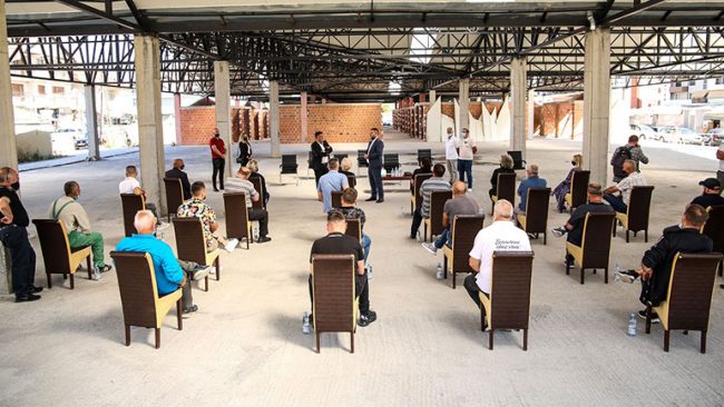 Haziri: Më 28 nëntor, Tregu i Gjelbër do të jetë i tregtarëve
