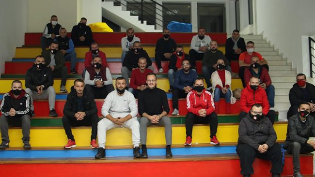 Ndërtimi i stadiumit që i përmbush kriteret e UEFA-së është i domosdoshëm