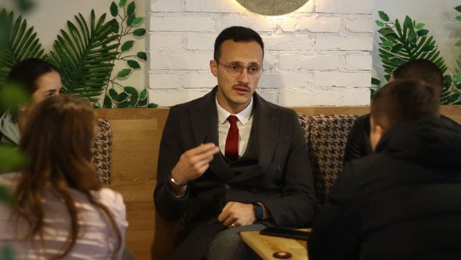 Rinia konfirmuese e fitores së madhe të Lëvizjes VETËVENDOSJE!
