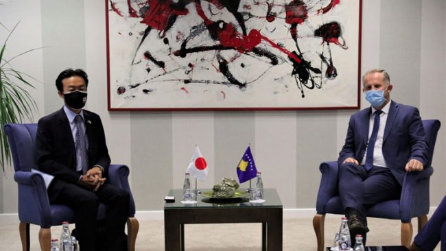 Zëvendëskryeministri Bislimi priti në takim të ngarkuarin me punë të Ambasadës së Japonisë në Kosovë, Ogasawara Mitsunori