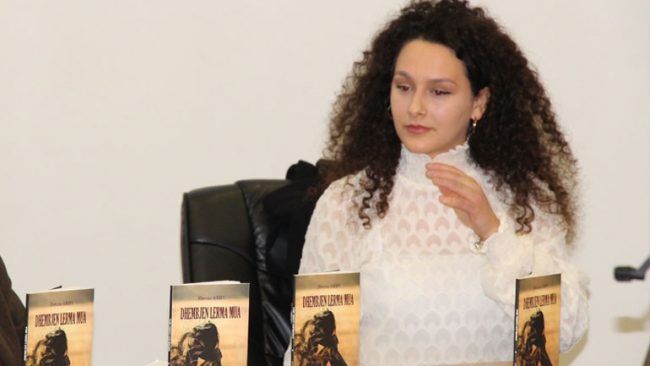 Edicioni I 12-të i “Vjeshtës Letrare”, nis me përurimin e librit: “Dhembjen lerma mua” të Bleona Arifit