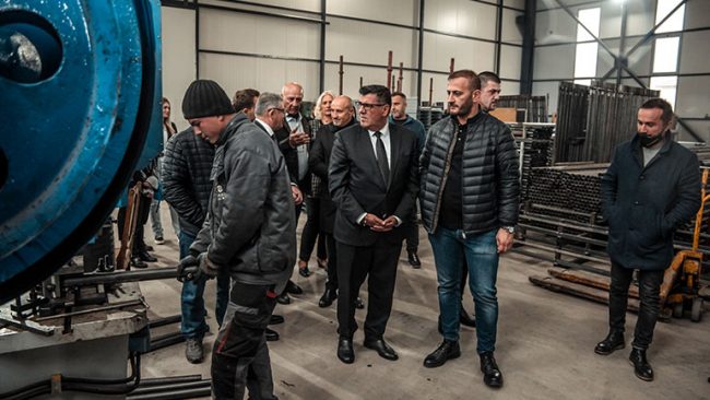 Lutfi Haziri viziton fabrikën për përpunimin e metaleve Ceni Company