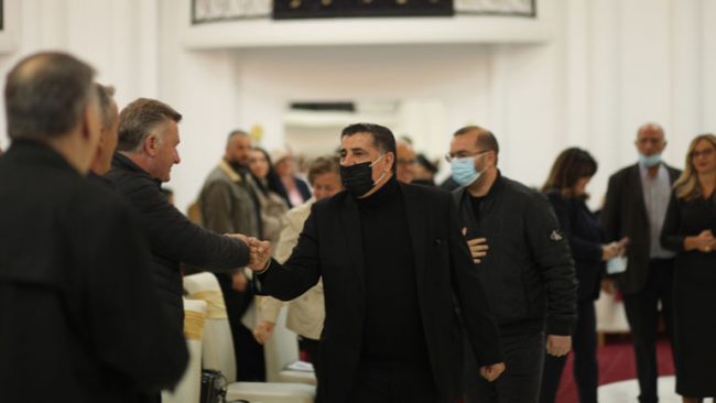 Dheu i Bardhë vulosi fitoren plebishitare të Lutfi Hazirit më 17 tetor
