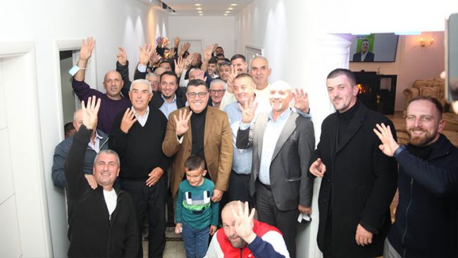 Familja gjilanase përkrah Lutën