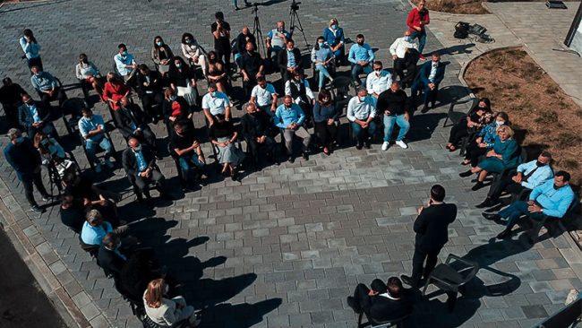Haziri e Abdixhiku në Fshatin e Lumtur: Barazi për të gjithë sepse para ligjit dhe Zotit jemi të barabartë