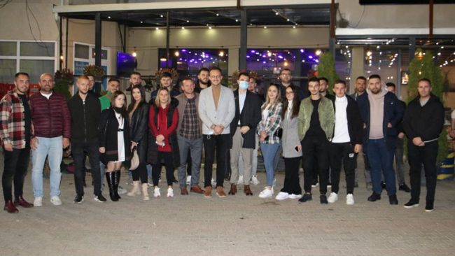 Alban Hyseni: Bresalci i rinisë, Bresalci i drejtuar kah zhvillimi.