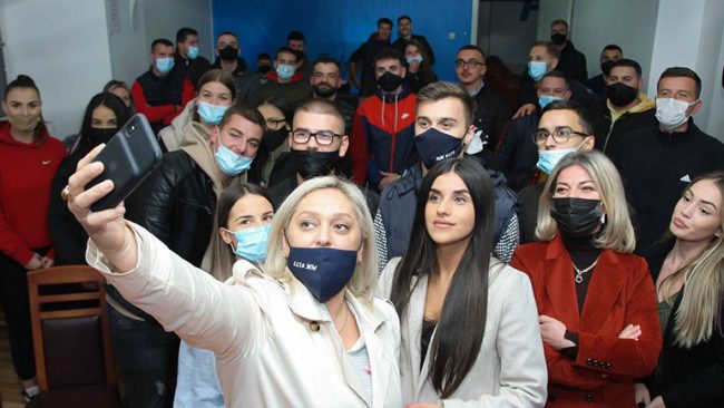 Bashkë me Rininë Demokratike do ta bëjmë ndryshimin në Gjilan!