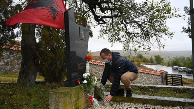 Në 35 vjetorin e rënies, nderohet vepra e heroit Metush Krasniqi