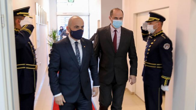 Zotohen për bashkëpunim në fushën e sigurisë, në luftën e përbashkët ndaj veprimtarive kriminale, krimit të organizuar dhe atij transkufitar