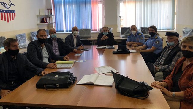 Njësitet e Policisë në Komunitet në Livoç të Epërm në takim të përbashkët me Këshillin Lokal për Siguri Publike