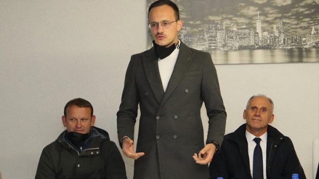 Poneshi i gatshëm për ndryshimin e 17 tetorit