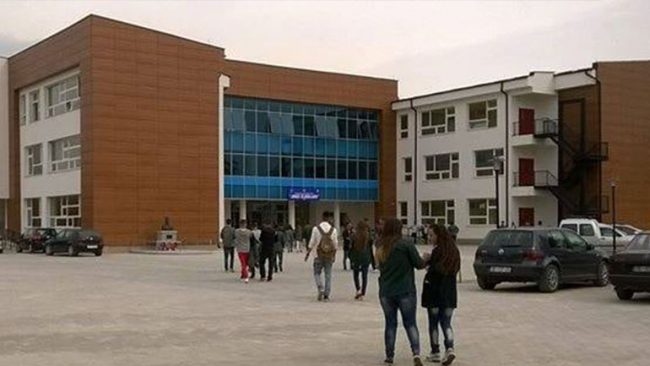 Shkolla SH.M.P “Jonuz Zejnullahu” përfituese edhe e një donacioni të rëndësishëm në fushën e teknologjisë!
