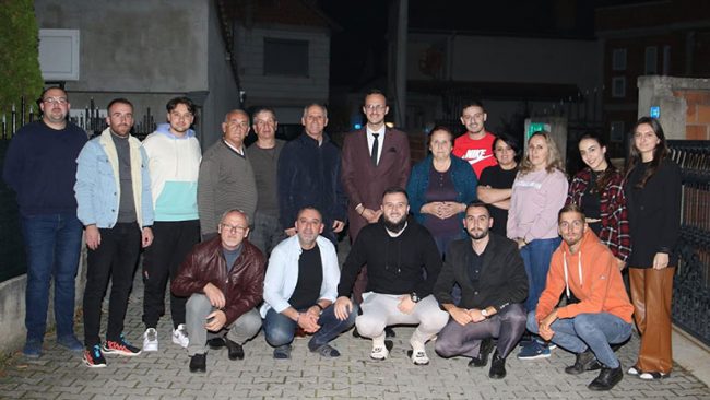 Në vazhdën e takimeve falënderuese, Alban Hyseni i Vetëvendosjes viziton strukturat dhe qytetarët në Arbëri