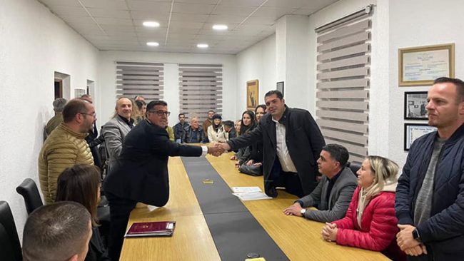 AAK-ja e Gjilanit do ta mbështet Lutfi Hazirin në garën e balotazhit