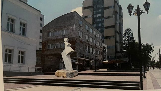 Haziri: Mezi po pres t`i shoh në qytetin e Gjilanit, skulpturat e gruas, gurbetçarit dhe të tjerat