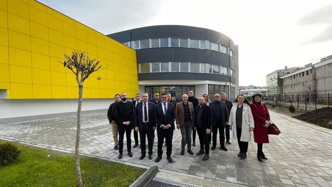 Në Gjilan inaugurohet edhe objekti i ri i Shkollës së Arteve