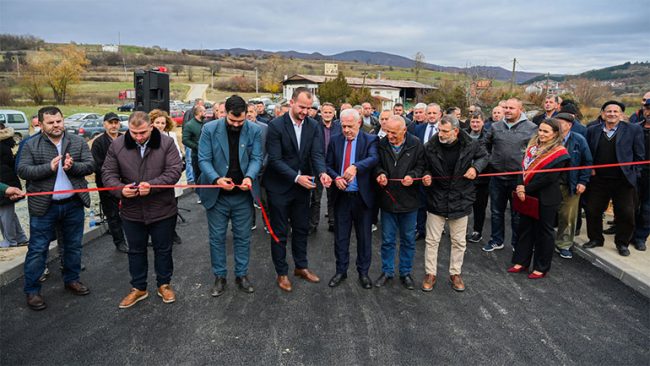 Përurohet ura në fshatin Breznicë