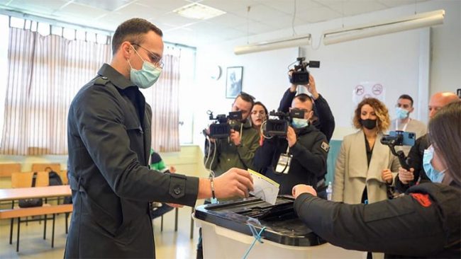 Alban Hyseni: Dil voto, vota është e drejta jote, është fuqia jote