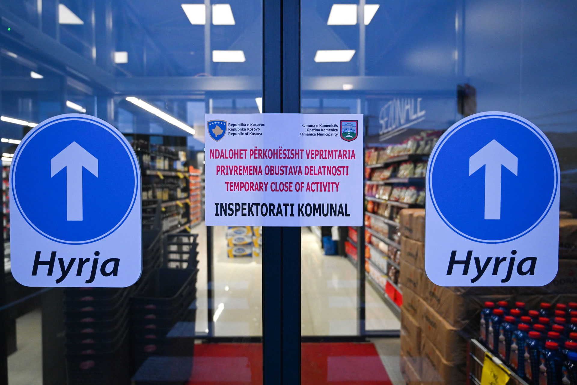 Inspektorati Komunal mbyll një biznes në Roganë për shkak të mungesës së Pëlqimit për ushtrimin e veprimtarisë