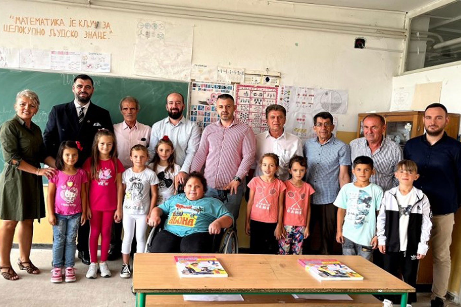 KKSH vazhdon ndarjen e librave falas për nxënësit shqiptarë në Preshevë 
