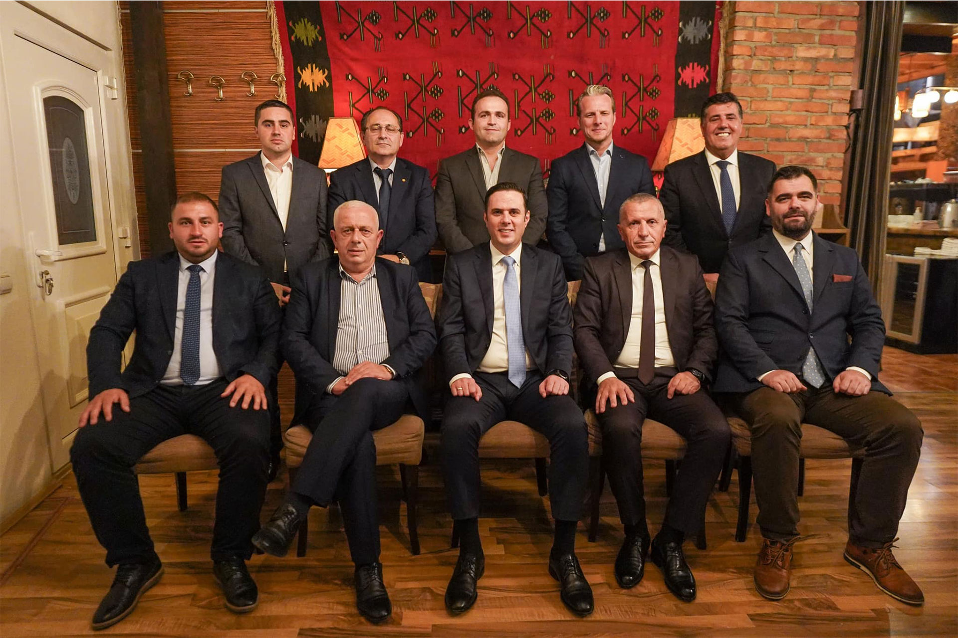 Thirrje për regjistrim pas takimit të përbashkët me liderët e luginës