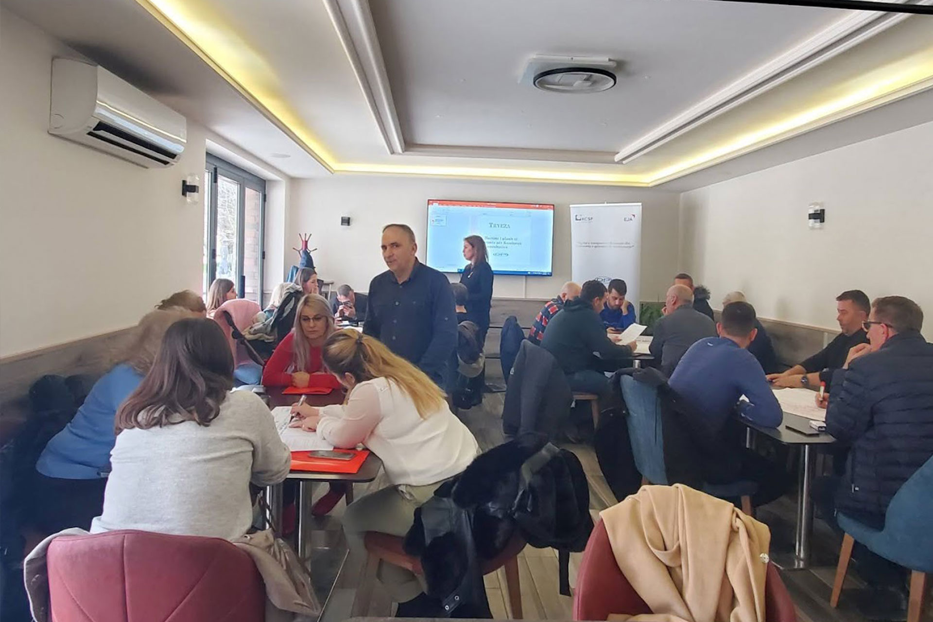 Dardanapress ka mbajtur tryezën me temën: Hartimi i planeve të punës për Komitetet Konsultative për vitin 2023