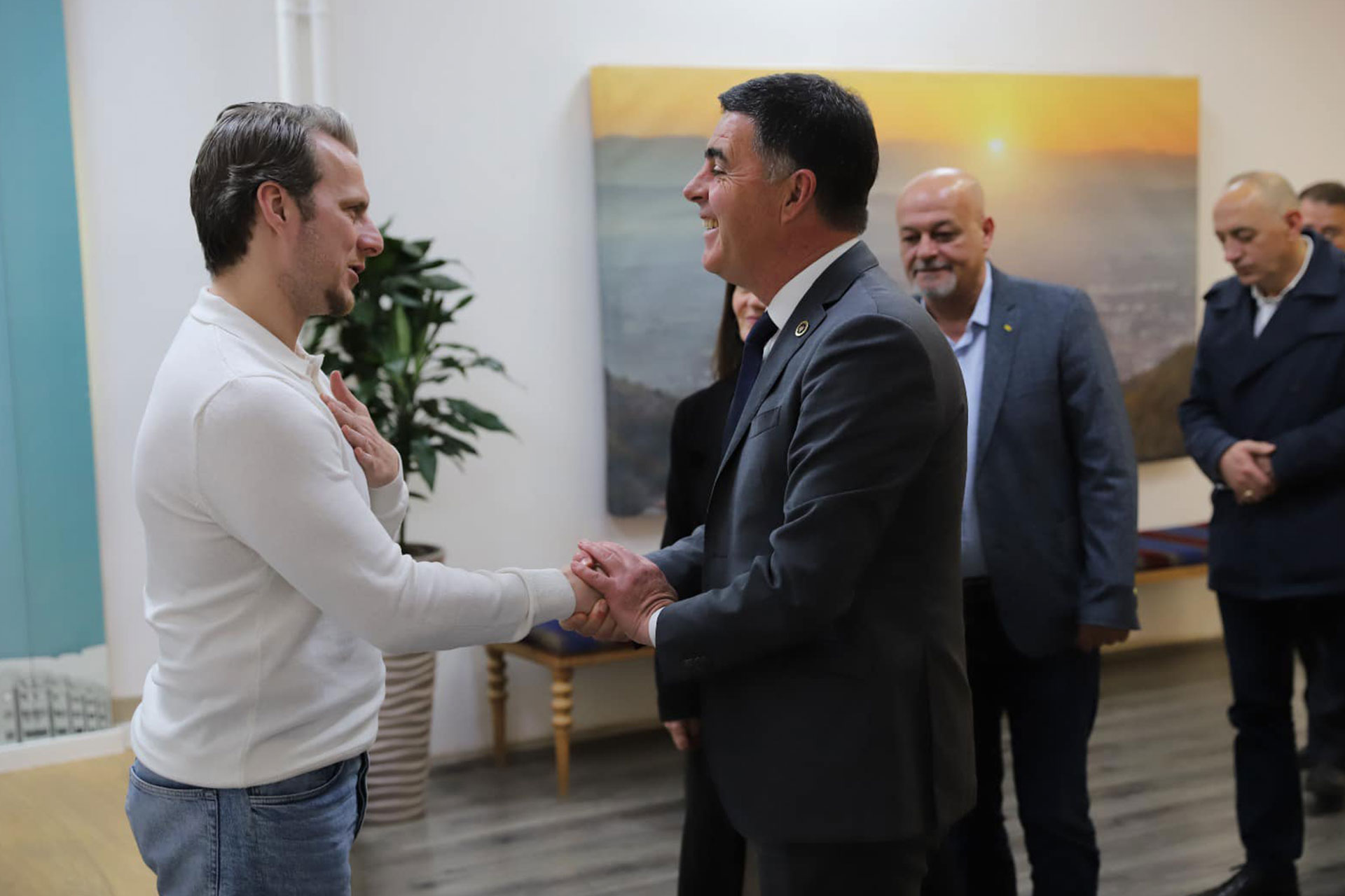 Gagica i AAK-së vizitë në Preshevë: Është obligim i yni shtetëror e kombëtar të përkujdesemi për këto treva
