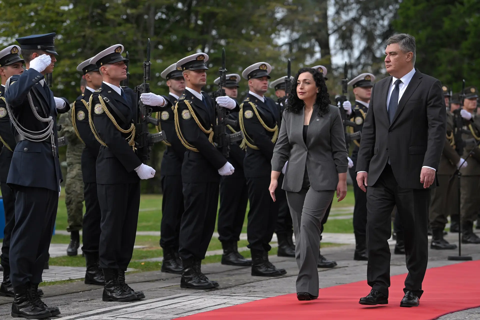 Presidentja Osmani u prit në takim nga presidenti i Kroacisë, Zoran Milanoviç