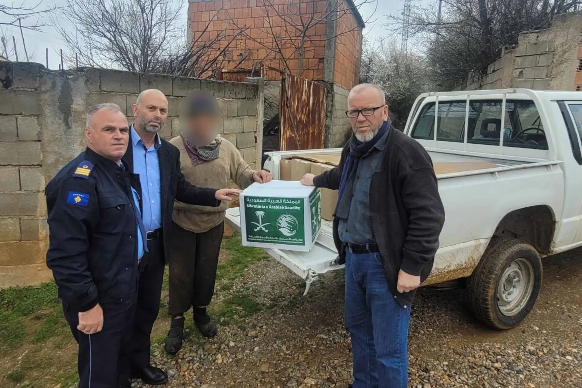 Shpërndahen pako ushqimore për banorët e komunitetit kroat