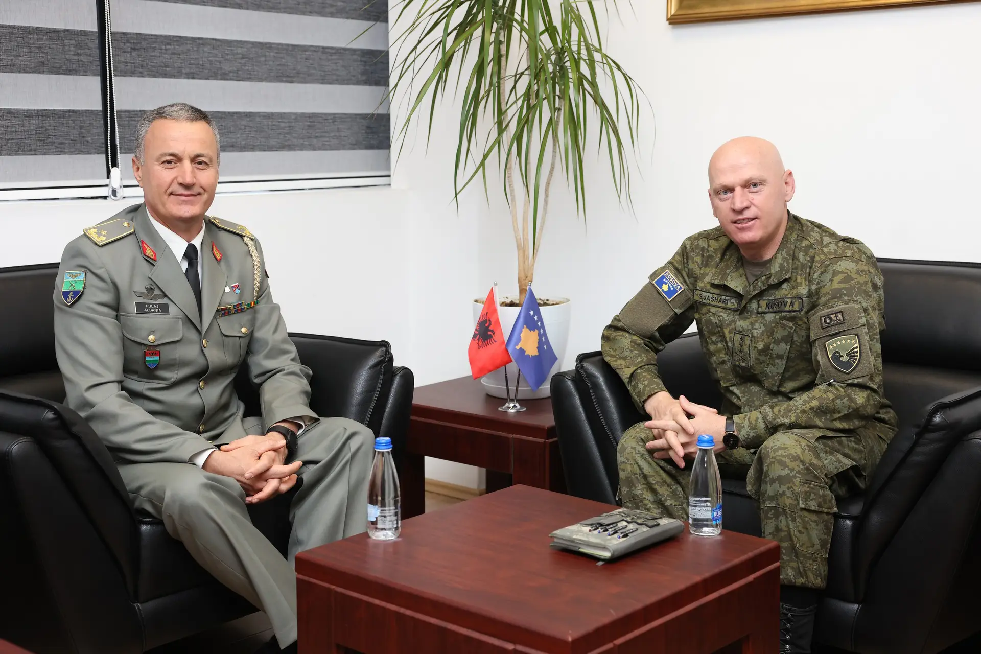 Komandanti i FSK-së, Gjenerallejtënant Bashkim Jashari priti në takim Gjeneral brigade Ylli Pulaj