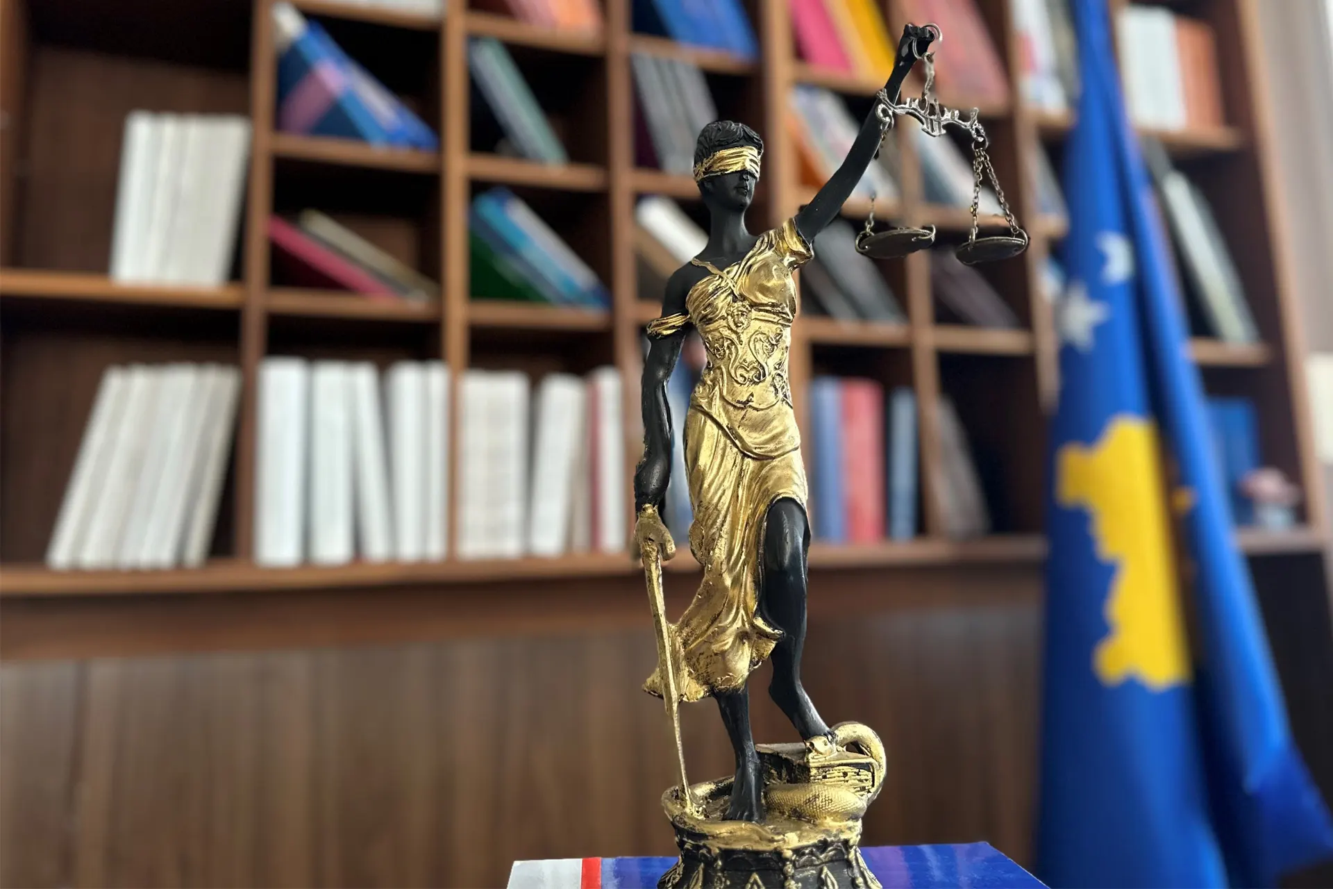 Prokuroria në Gjilan ka ngritur dy aktakuza kundër dy personave, për vepra të ndryshme penale