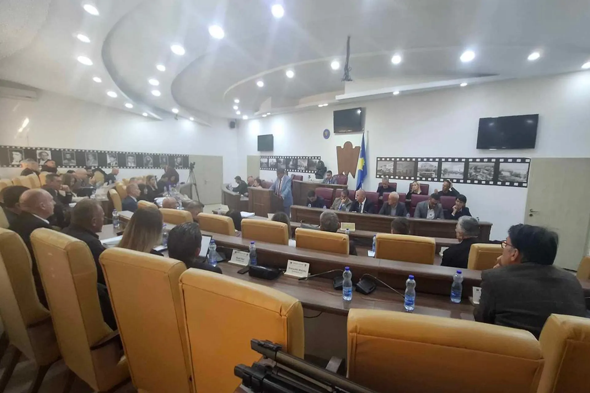 02.10.2024 – Seanca e jashtëzakonshme e Kuvendit Komunal të Gjilanit – LIVE
