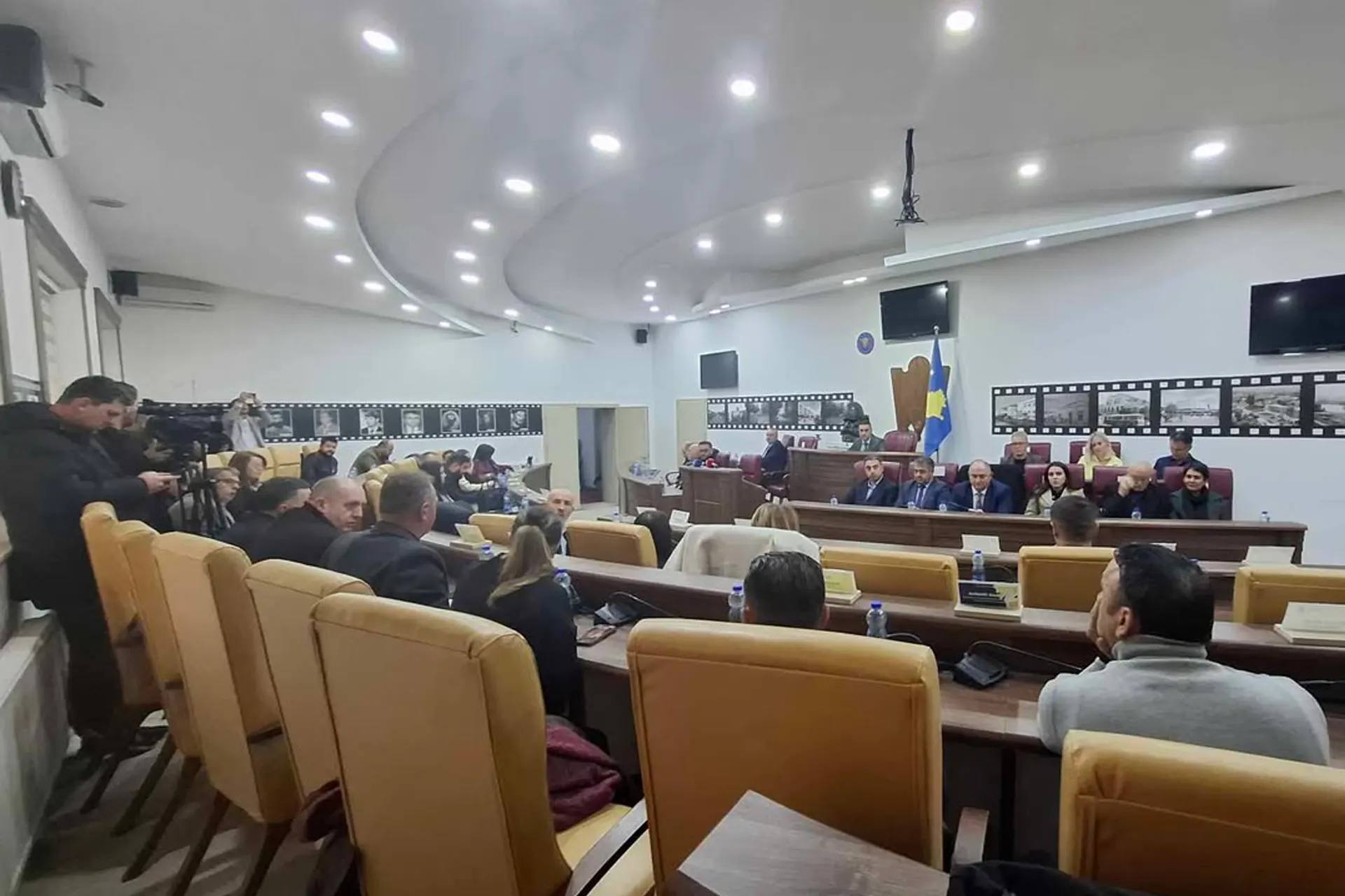 Mbledhja Urgjente e Kuvendit Komunal të Gjilanit (12.12.2024)